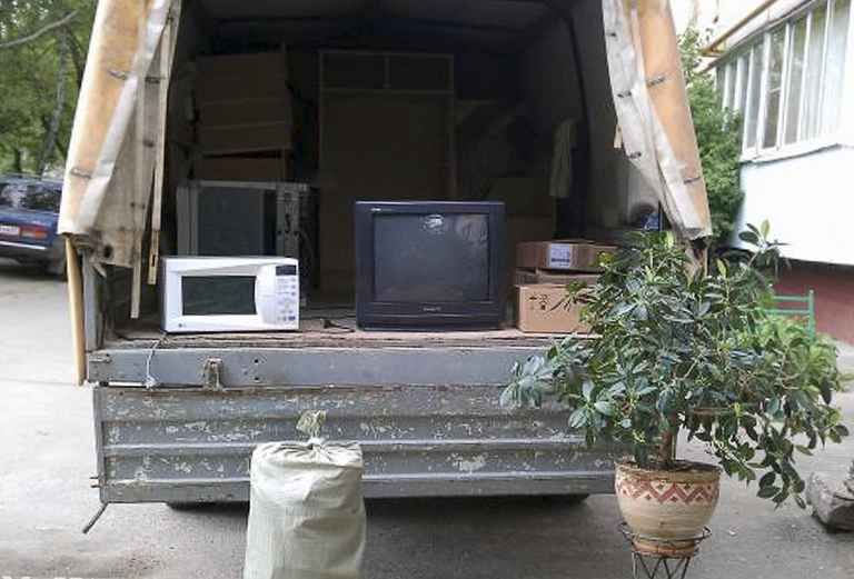 Заказать грузовую газель для отправки мебели : домашние вещи из Воронежа в Москву