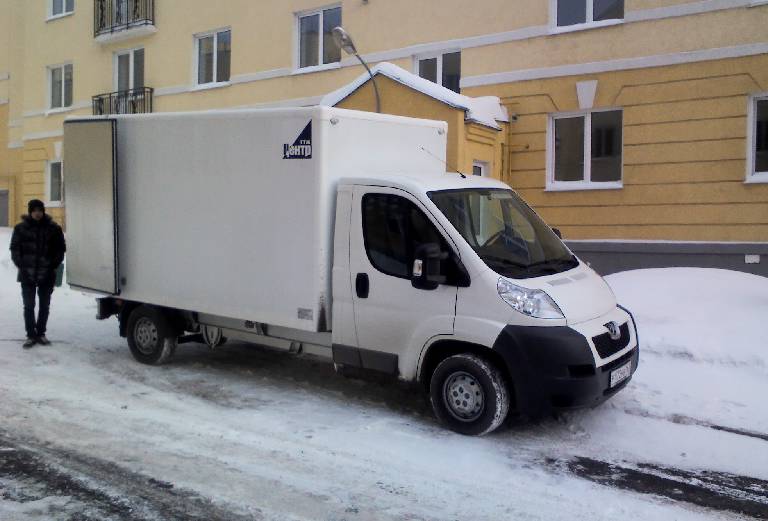 Заказ машины переезд перевезти сумки, личные вещи из Москва в Москва
