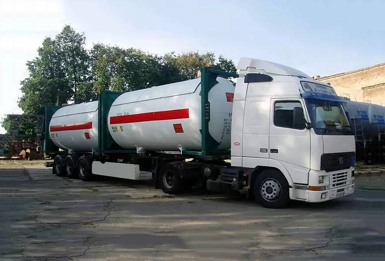 Сколько стоит автоперевозка спец. грузов И другого из Москва в Томилино